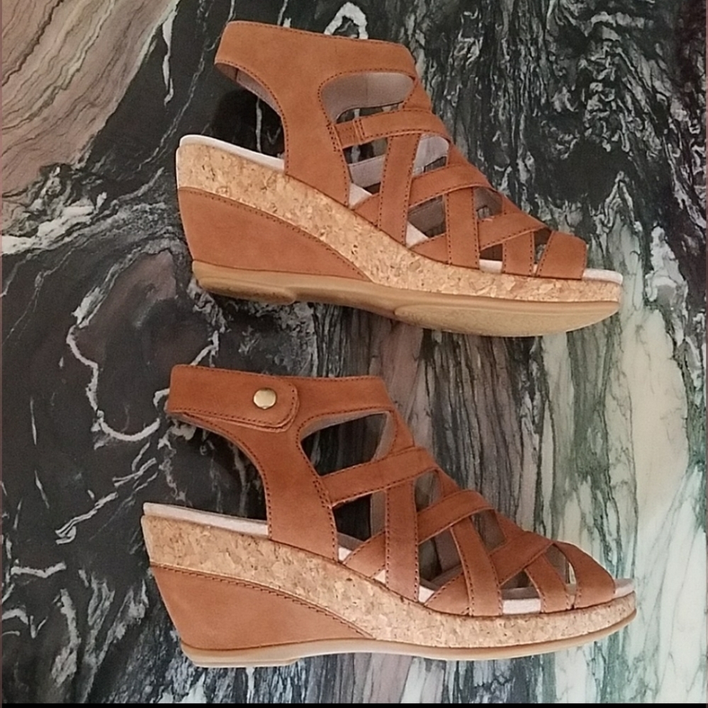 Dansko Cecily Camel Milled Nubuck Sandals